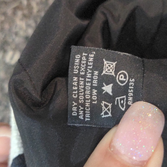 LAFAYETTE 148 NEW YORK GRAPHIC PENCIL SKIRT - Picture 10 of 11